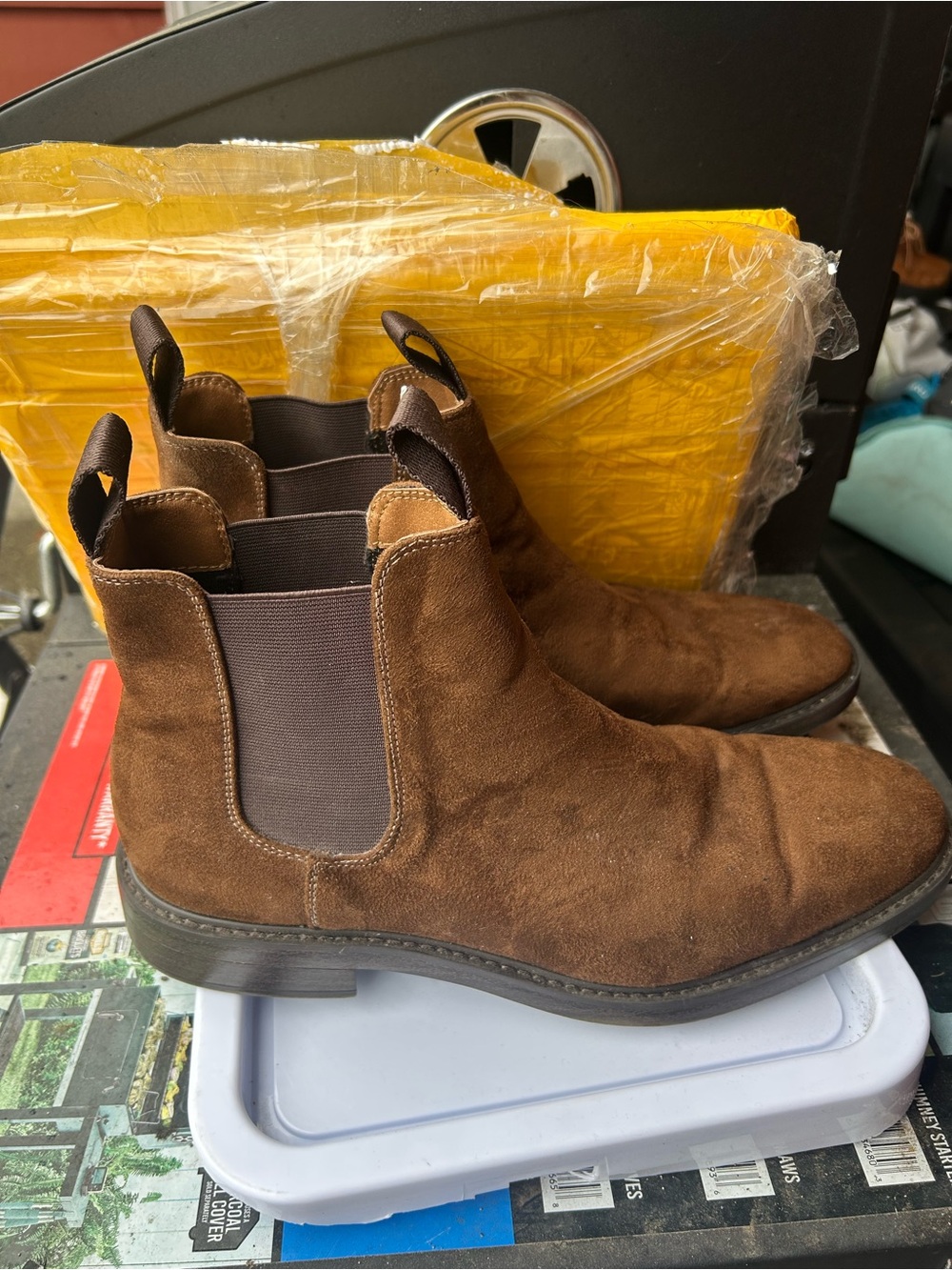 H & M Men’s Brown Suede Chelsea Slip On Boots Boots Size 43/10US - Picture 2 of 16
